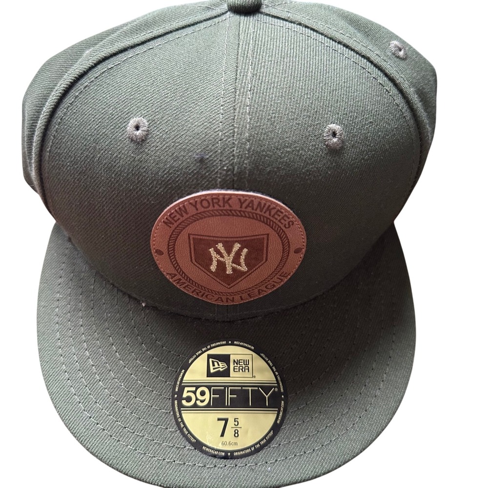 New Era New‎ York Yankees MLB Olive Green 59FIFTY Fitted Hat Size 7 5/8